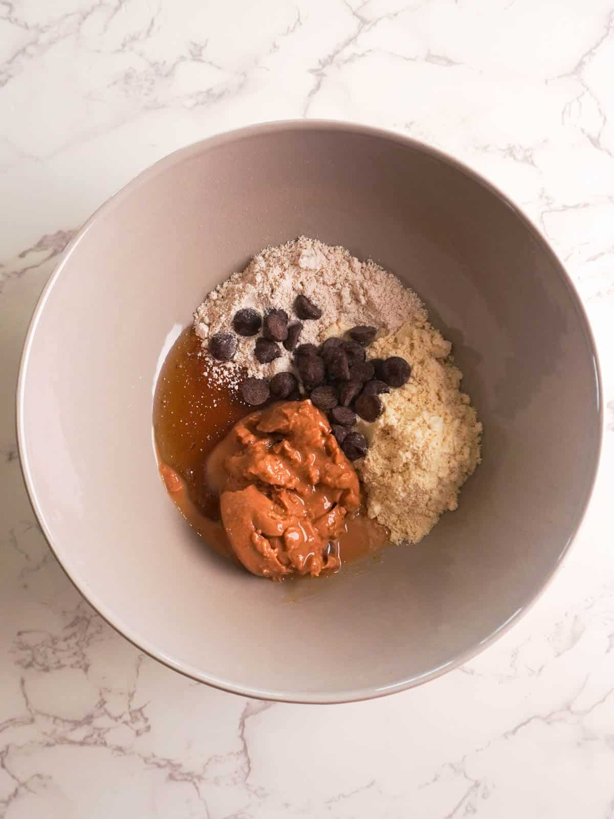 chocolate peanut butter protein balls