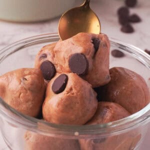 chocolate peanut butter protein balls