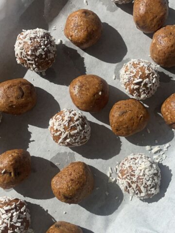 chocolate peanut butter protein balls