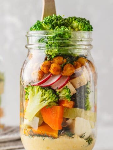 mason jar salad meal prep